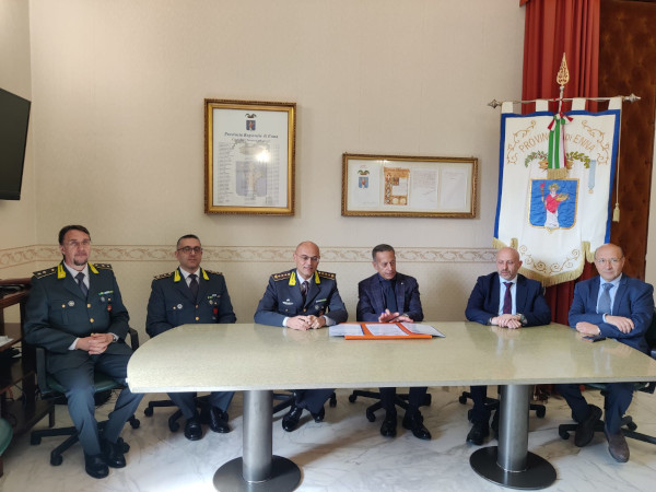 Datei:IT pr-enna-g3.jpg