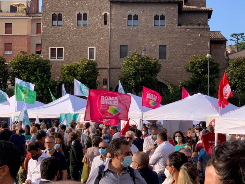 Datei:POL IT roma-futura3.jpg