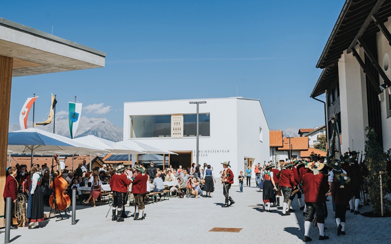 Datei:AT patsch3etal.jpg