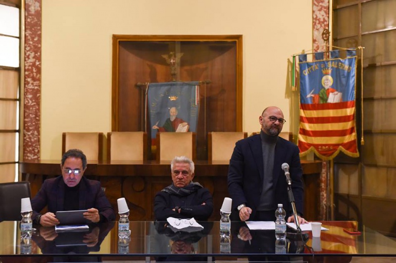 Datei:IT salerno-g3.jpg