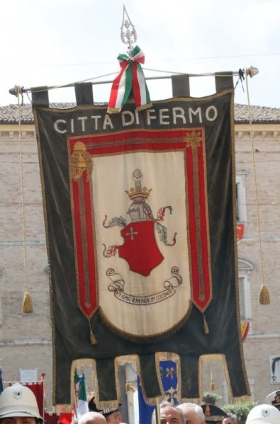 Datei:IT fermo-g.jpg