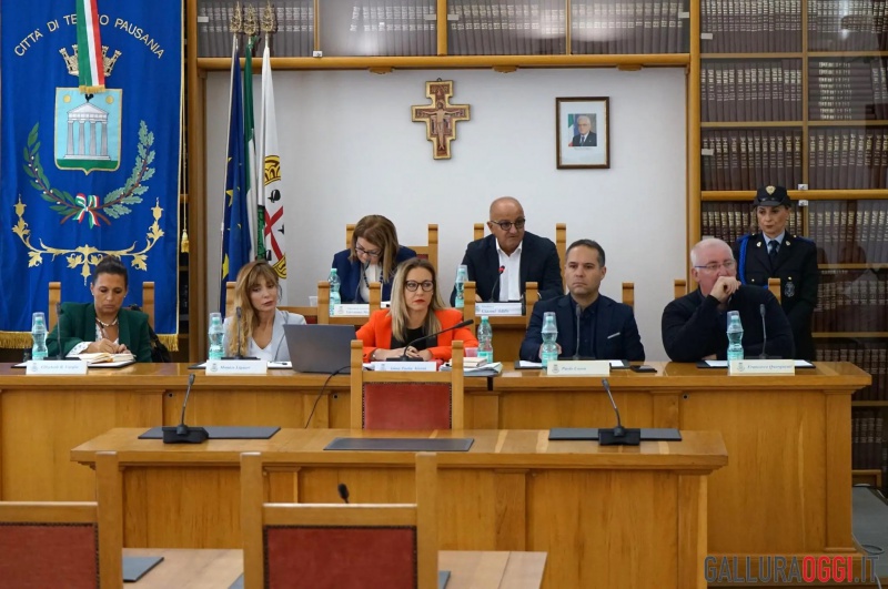 Datei:IT tempio-pausania-g5.jpg