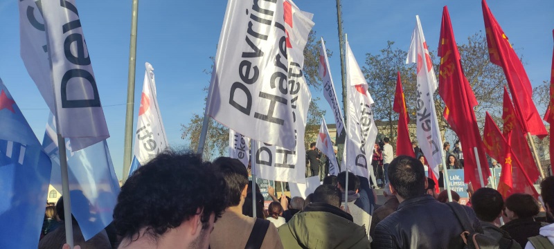 Datei:POL TR devrim-hareketi2.jpg