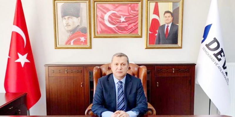 Datei:POL TR demokrasi-ve-atilim-partisi3.jpg