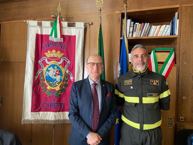 Datei:IT chieti-g7.jpg