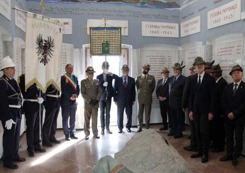 Datei:IT trento-g15.jpg