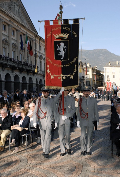 Datei:IT re-valle-d-aosta-g1.jpg