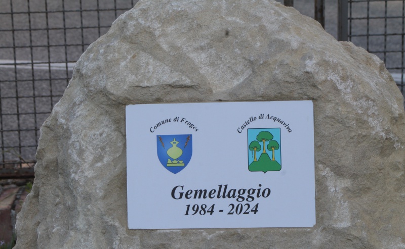 Datei:SM acquaviva-w-ms7etal.jpg